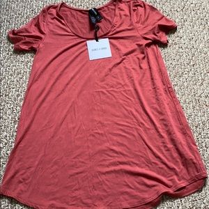 NWT Agnes & Dora everyday tee